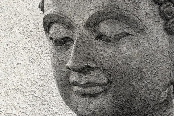 Το πρόσωπο του Βούδα κάνει κερί — Φωτογραφία Αρχείου