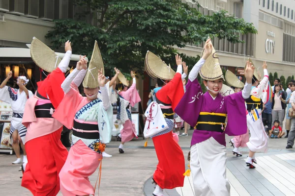 TOKIO, JAPÓN-JUNIO 2: Festival de Fukuro Matsuri en Ikebukuro. Conte. — Foto de Stock