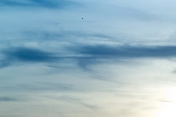 明亮的日落天空背景 — 图库照片