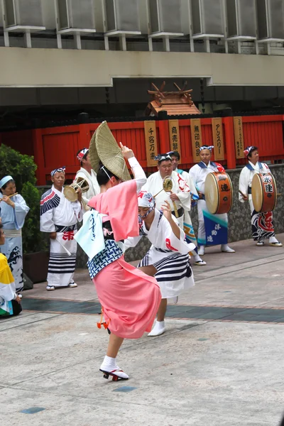 TOKYO, JAPÃO-JUNHO 2: Festival Fukuro Matsuri em Ikebukuro. Conte. — Fotografia de Stock