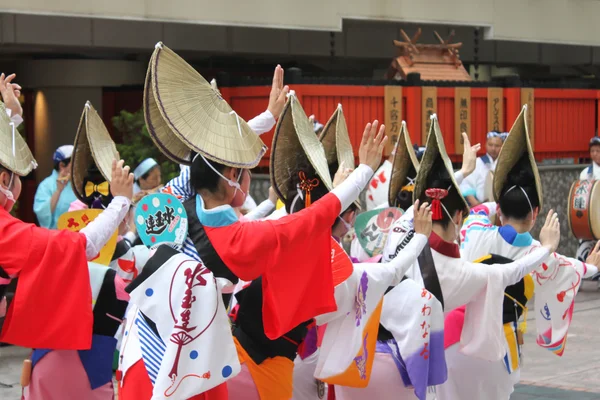 TOKIO, JAPÓN-JUNIO 2: Festival de Fukuro Matsuri en Ikebukuro. Conte. — Foto de Stock