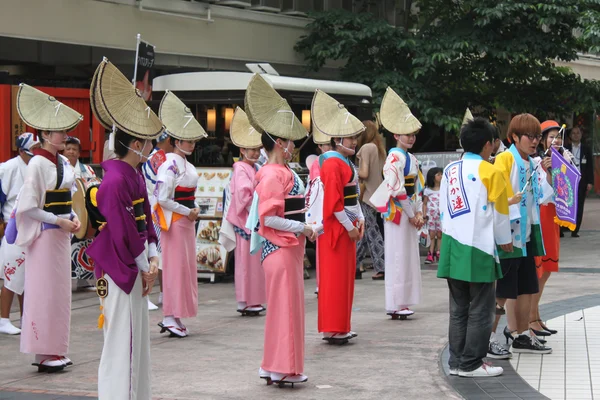 TOKIO, JAPÓN-JUNIO 2: Festival de Fukuro Matsuri en Ikebukuro. Conte. —  Fotos de Stock