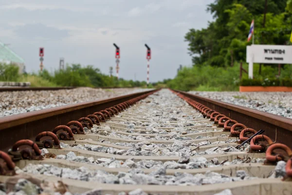 The railroad at chon buri thailand — Stock Photo, Image