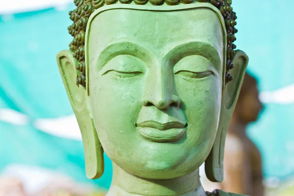 古代の仏像の顔、アユタヤ、タイ — ストック写真