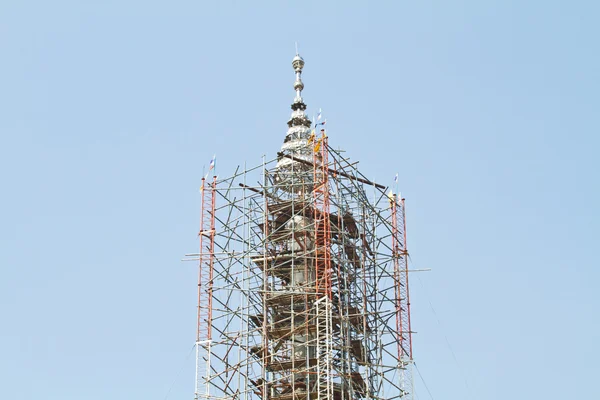 Modern building is construction in the Thai temple. — Stock Photo, Image