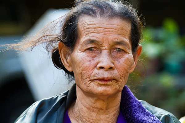 Smiling old woman — Stock Photo, Image