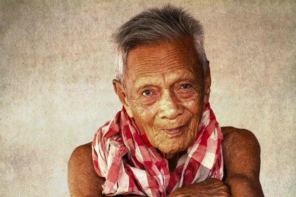 Aziatische oude senior man candid portret — Stockfoto