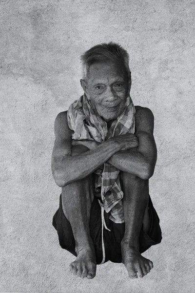 Asiatisch alt senior mann candid porträt — Stockfoto