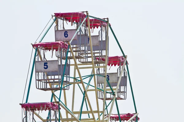 Ferris wheel with sunlight — Stock Photo, Image