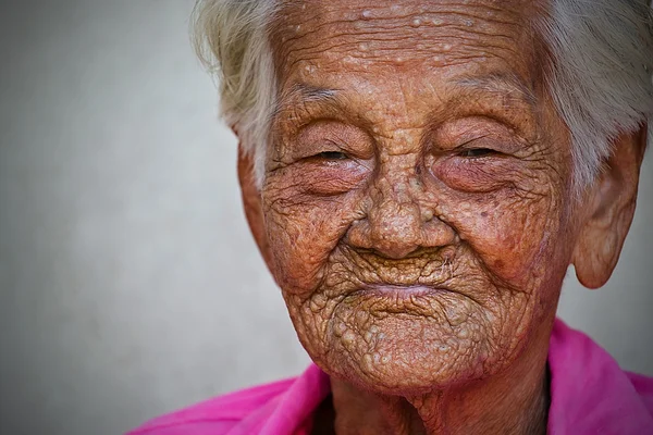 Oude vrouw gelukkig , — Stockfoto