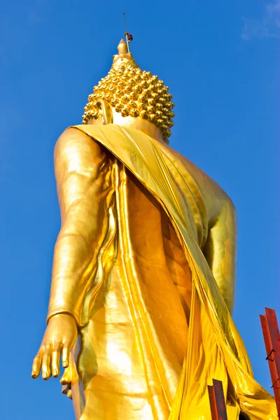 Chodící socha Buddhy — Stock fotografie