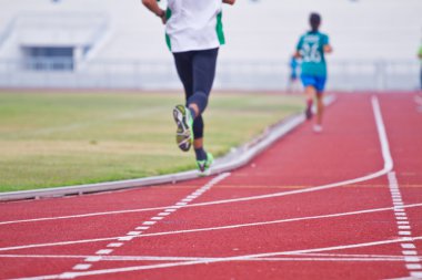 Runner rekabetçi çalışan kırpılmış görüntü