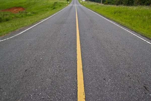 Camino en alta montaña —  Fotos de Stock