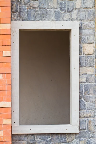 Nieuw venster op cement muur achtergrond — Stockfoto