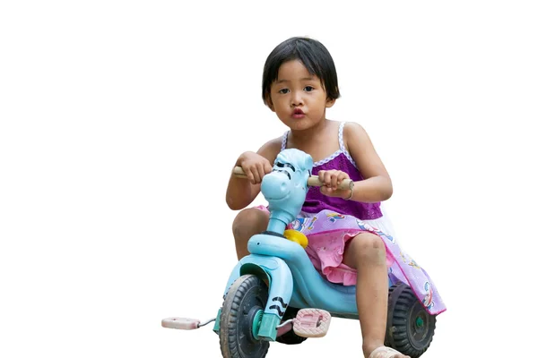 Kis lány lovaglás kerékpár — Stock Fotó
