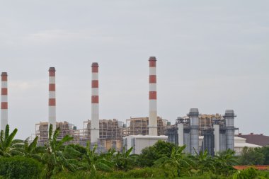 gaz türbini elektrik santrali ile yüksek gerilim transmissio