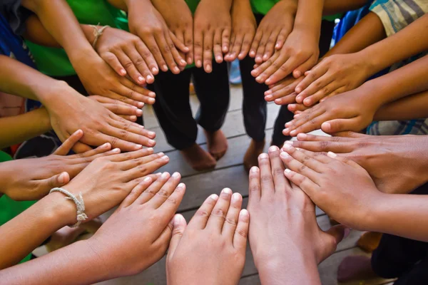 Grupo Mãos juntas — Fotografia de Stock