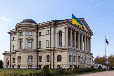 Baturyn, Ukrayna - 16 Ekim 2021: Kirill Razumovsky sarayı eski Hetmanların başkenti Baturin 'de.