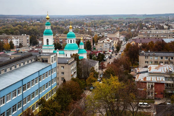 2021年10月16日 乌克兰赫鲁克霍夫 从历史水塔顶部俯瞰格鲁克霍夫市 在18世纪初 葛罗希夫是哥萨克 赫特曼特的首都 — 图库照片