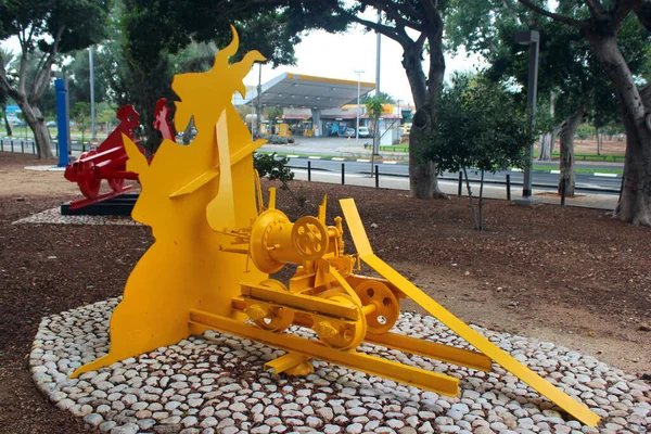 Tel Aviv Israel December 2013 Witches Sabbath Sculpture Famous Israeli — Fotografia de Stock