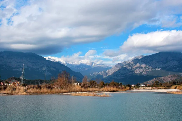 Türkiye Nin Antalya Bölgesinde Kemer Yakınlarındaki Popüler Bir Turizm Beldesi — Stok fotoğraf