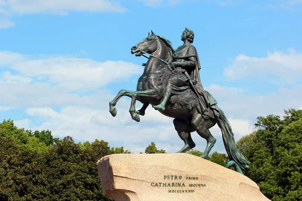 São Petersburgo Rússia Julho 2017 Cavaleiro Bronze Uma Estátua Equestre — Fotografia de Stock
