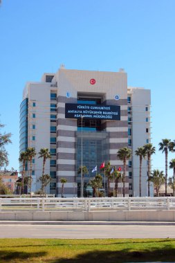 Antalya - Türkiye - 11 Şubat 2022: ASAT Genel Müdürlüğü binası, veya Antalya Su ve Atık Su İdaresi