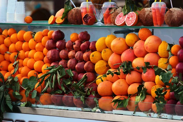 Stosy Świeżych Owoców Wystawie Markecie Istanbul Turcja — Zdjęcie stockowe