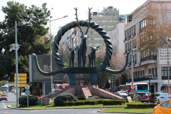 Ankara Turchia Aprile 2022 Monumento Corso Del Sole Ittita Piazza — Foto Stock