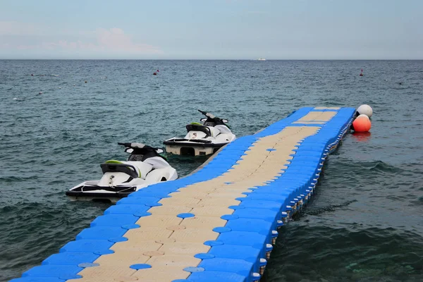Floating Plastic Pier Seashore — Photo