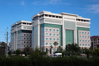 Antalya, Türkiye - 20 Haziran 2022: Antalya Bölgesel Adalet Divanı, Antalya, Burdur ve Isparta illerine hizmet veren.