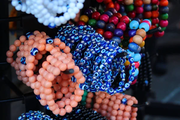 Hand Bracelets Souvenirs Display Street Market Antalya Turkey — Stockfoto