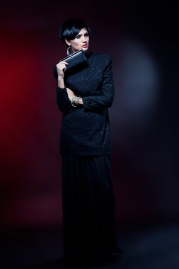 siyah guipure elbiseli seksi fashionl kadın. profesyonel makyaj