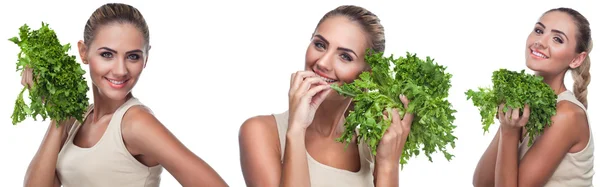 Mujer joven feliz con manojos de hierbas (ensalada) en las manos sobre fondo blanco — Foto de Stock