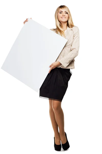 Kvinna med ett tomt papper tomma — Stockfoto