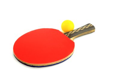 Masa Tenisi raket ve top beyaz zemin üzerine