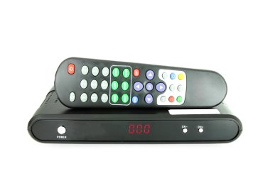 Uzaktan kumandalı ve alıcı için uydu tv beyaz
