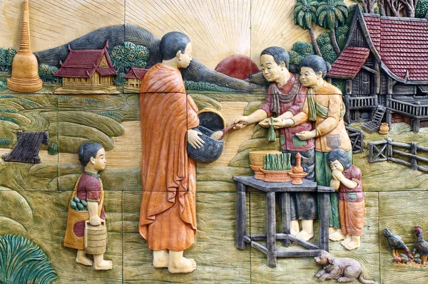 本土文化在庙墙上，泰国，泰国的灰泥给 fo — 图库照片