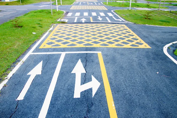 Small road and traffic markings — Stock Photo, Image