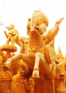 Mum Festivali oyma atlar