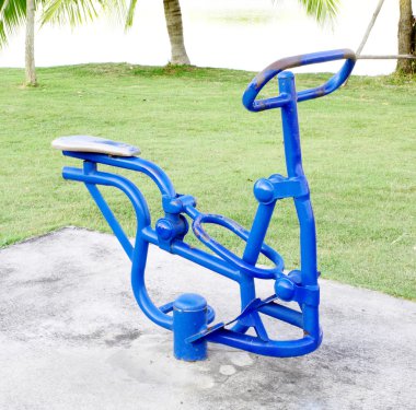 Açık egzersiz makinesi