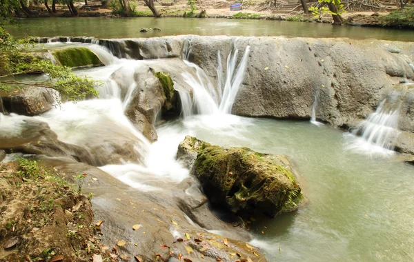 Waterfall named "Muak Lek waterfall", Thailand — Stock Photo, Image