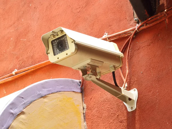 Telecamera di sicurezza CCTV a parete — Foto Stock