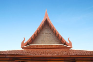 Tay tarzı ahşap çatı doku gökyüzü ile