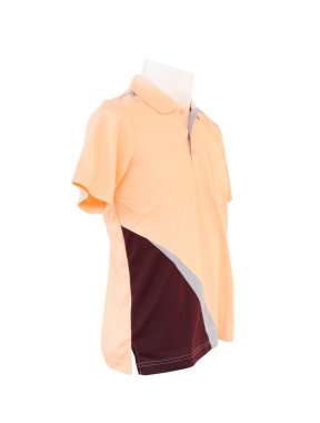 beyaz zemin üzerine mankenin erkek gömlek şablonu