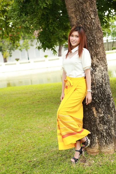 Thai women dressing with traditional style — Stock Photo, Image