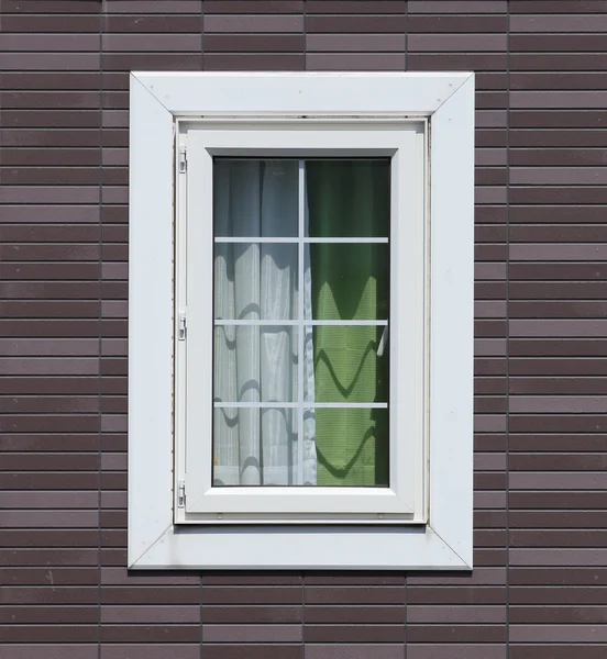 Modern pencere tuğla wal — Stok fotoğraf