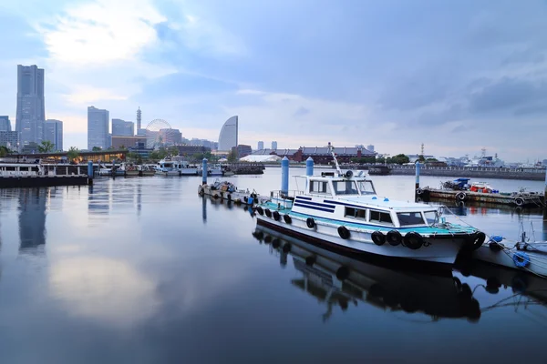 View of marina bay at night in Yokohama City — Stock Photo, Image