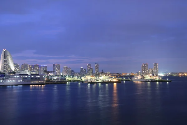 View of marina bay at night in Yokohama City — Stock Photo, Image