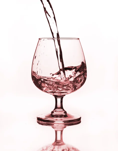 Su ile Şarap kadehi — Stok fotoğraf